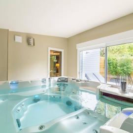 Magnifique Suite avec Jacuzzi privatif
