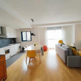 Ventanal de Saras Petfriendly Garaje Trastero y Chimenea - Arafita Apartamentos, hotel u gradu 'Panticosa'