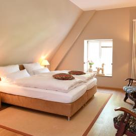 Haus Keppelborg: ZI Ferdinand mit Rosengartenblick, hotel em Heek