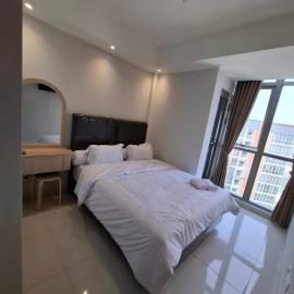 Pik Gold Coast Seaview Honolulu by Suitestay