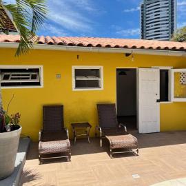 Quartos na Casa Amarela