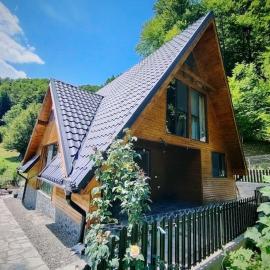 Cabana A Brezoi, hotel a Brezoi