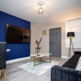 Heart of South Shields Modern Interior 2 Bed Flat, hotel in Westoe