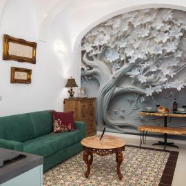 Traditional Apartment with Maltese Internal Court Yard - Designed with Traditional Stone and Tiling, готель у місті Валлетта