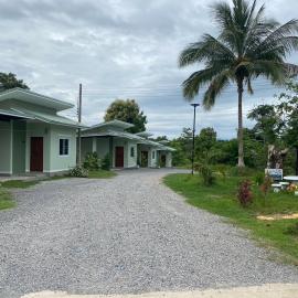 Greathill Gardenhome Resort Chomthong-Chiangmai、チョームトーンのホテル