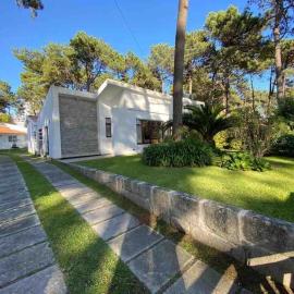 Coral Beach House