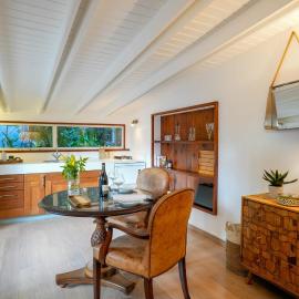 Romantic Bungalow near Beach with Shared Pool