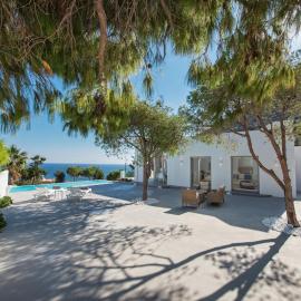 Villa Adrali, hôtel à Kamari