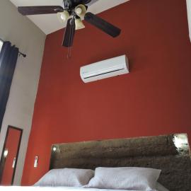 Alojamiento Suite con Aire Acondicionado y Estacionamiento ubicado a 1 cuadra del Parian en Centro Tlaquepaque Privada e Independiente, hotel v destinaci Guadalajara