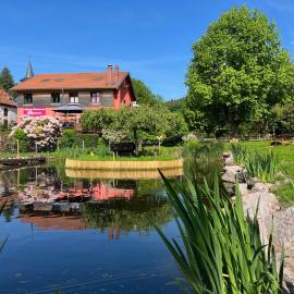 Auberge Restaurant La Roseraie, hotelli kohteessa Grandrupt