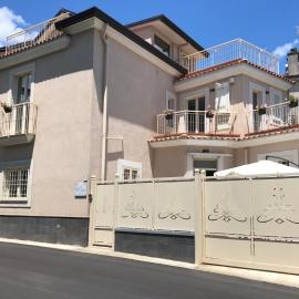 B&B IL GLICINE, hotel em Pellezzano