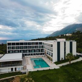 Black Diamond Hotel Dhermi, хотел в Дерми