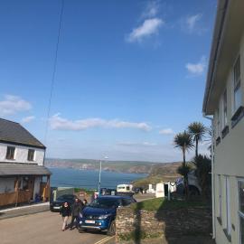 Bay House Lobber Port Isaac Apartment with Sea Views & Parking, hotel in Port Isaac