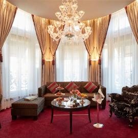 Hotel Schweizerhof Zürich, hotel in Zurich