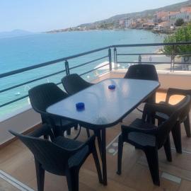 Kamari Beachfront Apartments, hotel din Xylokastron