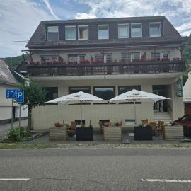 Zur Traube, hotel a Kestert