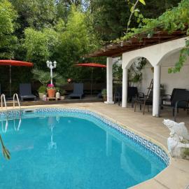 Carcassonne में, होटल Bed & Breakfast Le Beauséjour