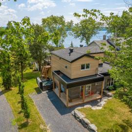 La Vue O-Lac Magog、シェルブルックのホテル