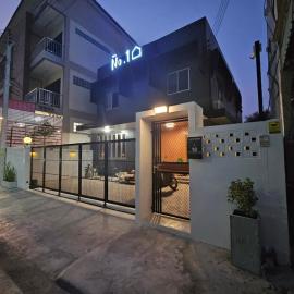 No.10 HOSTEL- Prachuap Khiri Khan, hotelli kohteessa Prachuap Khiri Khan