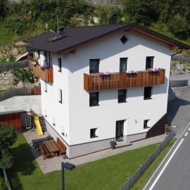 Klösterle 2018, Hotel in Luttach