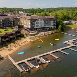 Chase On The Lake, hotel di Walker