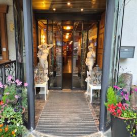 dala Hotel & Apartments, hotel i Leukerbad