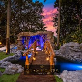 Lagoon Luxe Retreat ft Pool Cinema Grotto Jacuzzi