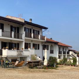 Il Girasole, hotell i Bricherasio