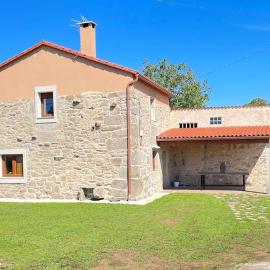 A Casa Do Cuarto, hótel í Irijoa