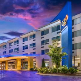 GLo Hotel Asheville-Blue Ridge Parkway, отель в городе Ашвилл