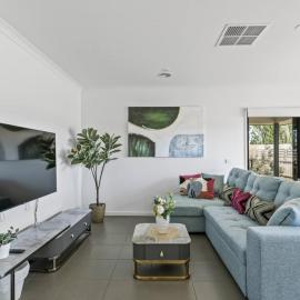 Comfort Retreat VIC Officer 5BR WiFi Parking
