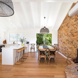 Anacapri - Pet Friendly - Opposite Beach - Fireplace