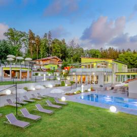 Hotel & SPA Reibener-Hof, hotel din Konzell