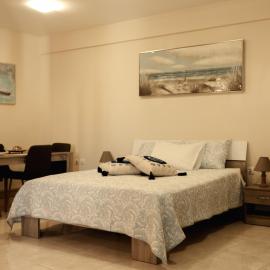 Maria's appartments, готель у місті Халкіда