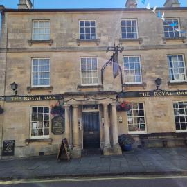 The Royal Oak, ξενοδοχείο σε Corsham