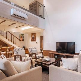 StayVista's Artful Escape - 3BHK Villa with Lawn