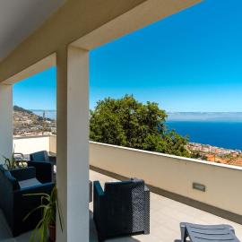 GuestReady - Spacious stay with sea views, ξενοδοχείο σε Caniço
