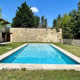 Gîte En Damé with pool