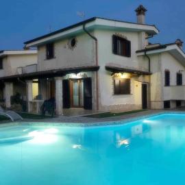 Luxury B&B Resort – hotel w Anzio