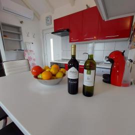 Studio-villa, hotel u gradu Dubravice