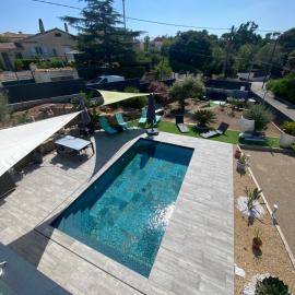 Viesnīca Maison avec piscine pilsētā Agē