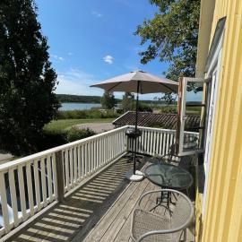Cosy little house with sea view and great location, hótel í Trosa