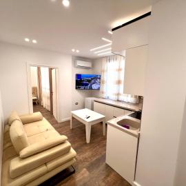 HRS Luxury Apartments