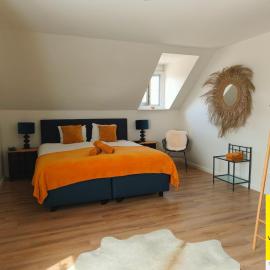 Maison de Marcel Big house near centre free parking