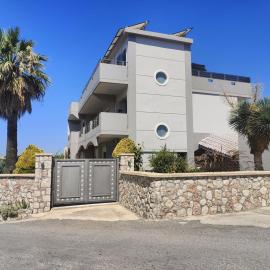 Stamatina's Luxury Penthouse in Pastida Rhodes, hotel a Pastida
