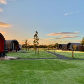 Laurel Farm Glamping, hotel in Mark