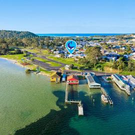21 Riverside Drive, Narooma, Hotel in Narooma