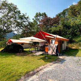 Pocheon Sanjeong Hosoo Glamping, hotel u gradu 'Pocheon'