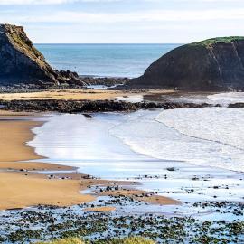 Newly renovated entire residential home Annestown Beach, County Waterford, viešbutis mieste Annestown