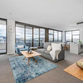 Capital Views Apartment with Parking